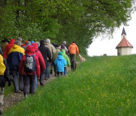 AVE_Dritte_Grenzsteinwanderung_27-04-2014_Bild__01