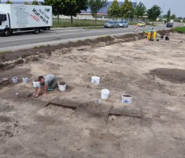 AVE_Ehrenamtliche_Grabungshilfe_Aufhausen_Bergham_Bild_10
