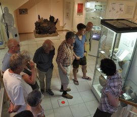 AVE_Exkursion_Juni2012_Sammlung_Aschheim_und_Bajuwarenhof_Kirchheim_Bild_3