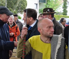 AVE_Kletthamer_Gr_berfeld__18-05-2012_Bild__400