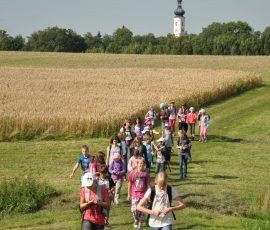AVE_Wandertag_Grundschule_Dorfen_Viereckschanze_Bild__006