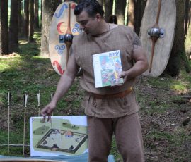 AVE_Wandertag_Grundschule_Dorfen_Viereckschanze_Bild__041