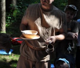 AVE_Wandertag_Grundschule_Dorfen_Viereckschanze_Bild__081