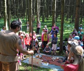 AVE_Wandertag_Grundschule_Dorfen_Viereckschanze_Bild__093