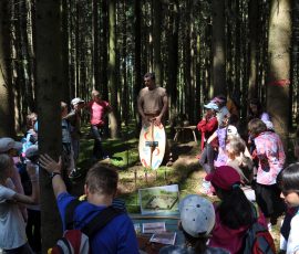 AVE_Wandertag_Grundschule_Dorfen_Viereckschanze_Bild__104