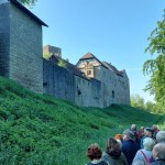 Die Umrundung der Anlage vermittelt deren Größe